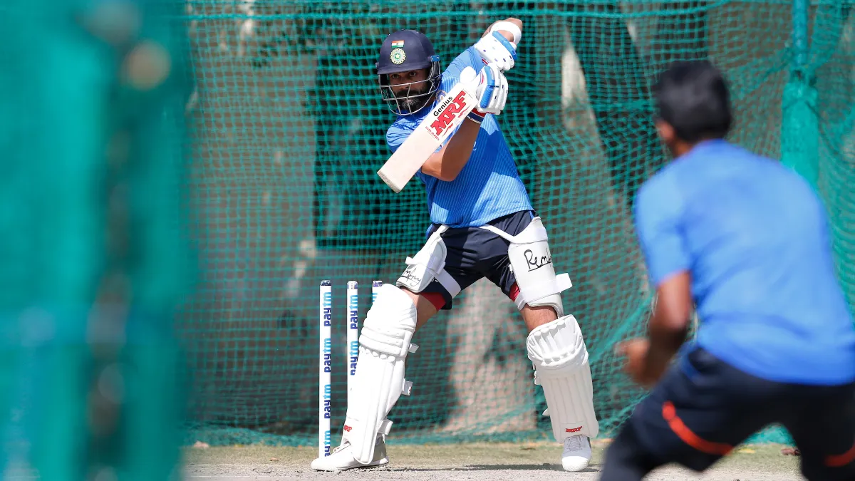 IND v SL, 2nd Test: पिंक बॉल टेस्ट में फैंस को कोहली के बल्ले से शतक की उम्मीद <p>विराट कोहली</p>- India TV Hindi