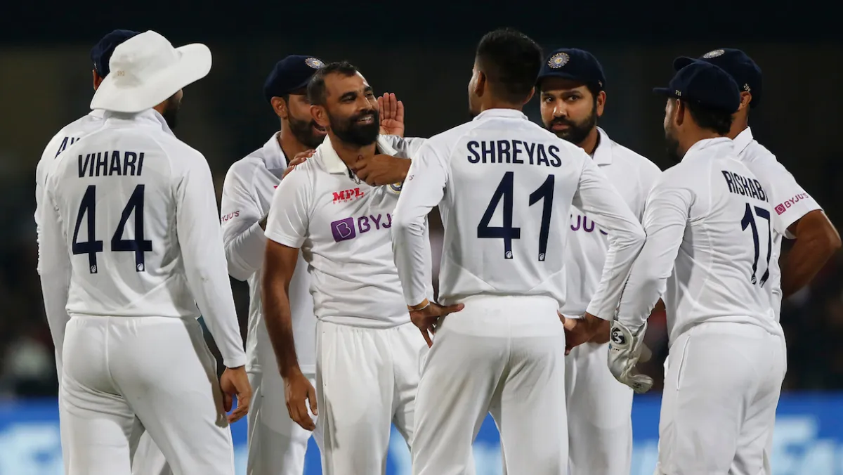 Highlights, Ind vs SL 2nd Test, Day 1: भारत के 252 रनों के जवाब में श्रीलंका ने पहले दिन 6 विकेट खोकर बनाए 86 रन <p>India vs Sri Lanka</p>- India TV Hindi