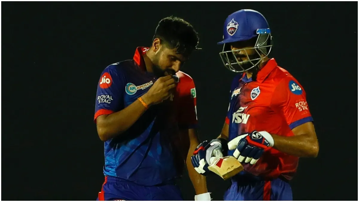 lalit yadav-Axar Patel- India TV Hindi