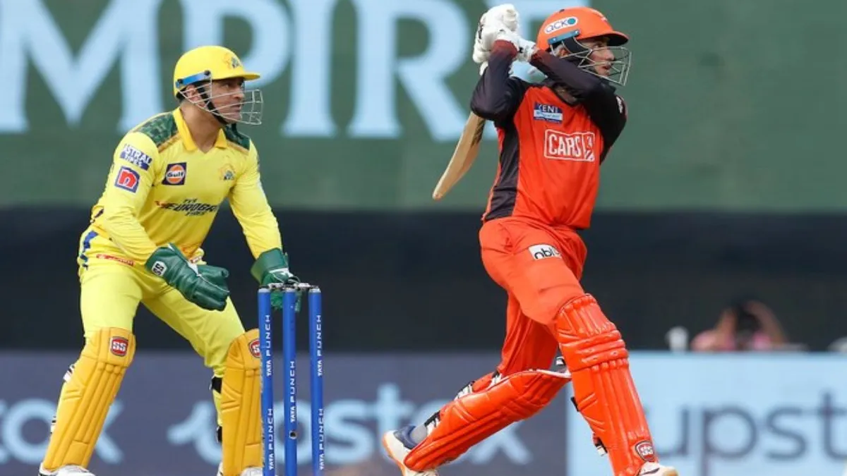 CSK vs SRH IPL 2022: सनराइजर्स हैदराबाद ने सीएसके को 8 विकेट से हराया, येलो आर्मी की लगातार चौथी हार <p>अभिषेक शर्मा</p>- India TV Hindi