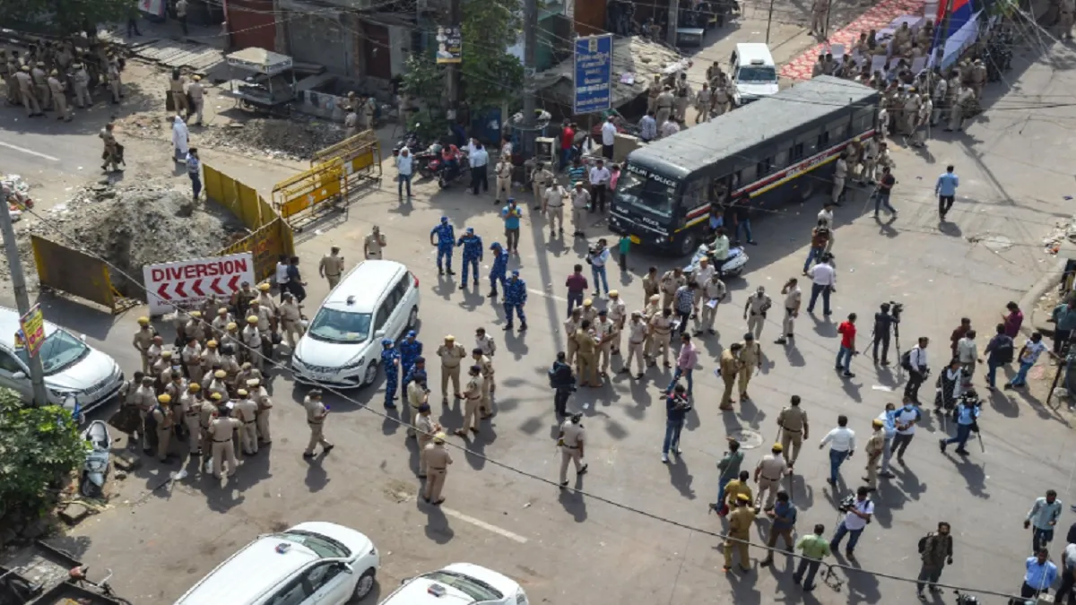 Jahangirpuri Violence: गोली चलाने वाला सोनू चिकना गिरफ्तार, अब तक 25 लोग हो चुके अरेस्ट Monitoring with Drone- India TV Hindi