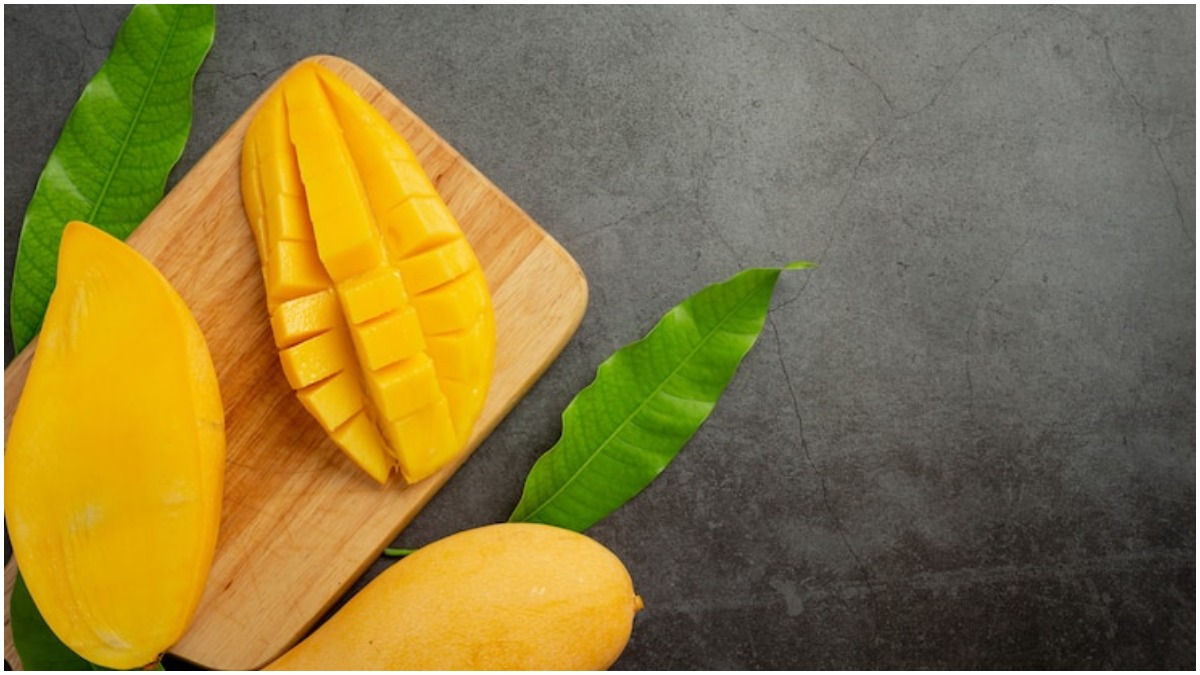 eating too much mango harmful for health know the side effects of