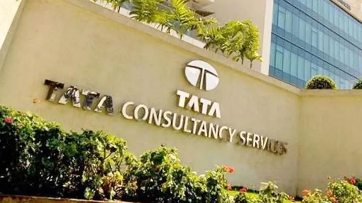 TCS की तिमाही आय पहली बार 50,000 करोड़ के पार, चौथी तिमाही में शुद्ध लाभ 7.4% बढ़ा <p>TCS</p>- India TV Hindi