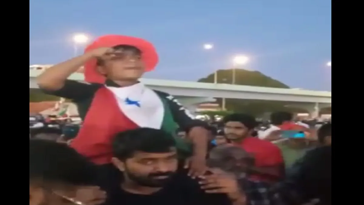 Kerala PFI Rally: केरल के आलप्पूझा में रैली से फिर विवाद में घिरा इस्लामिक संगठन PFI, बच्चों से लगवा रहा भड़काऊ नारे Kerala PFI Rally- India TV Hindi