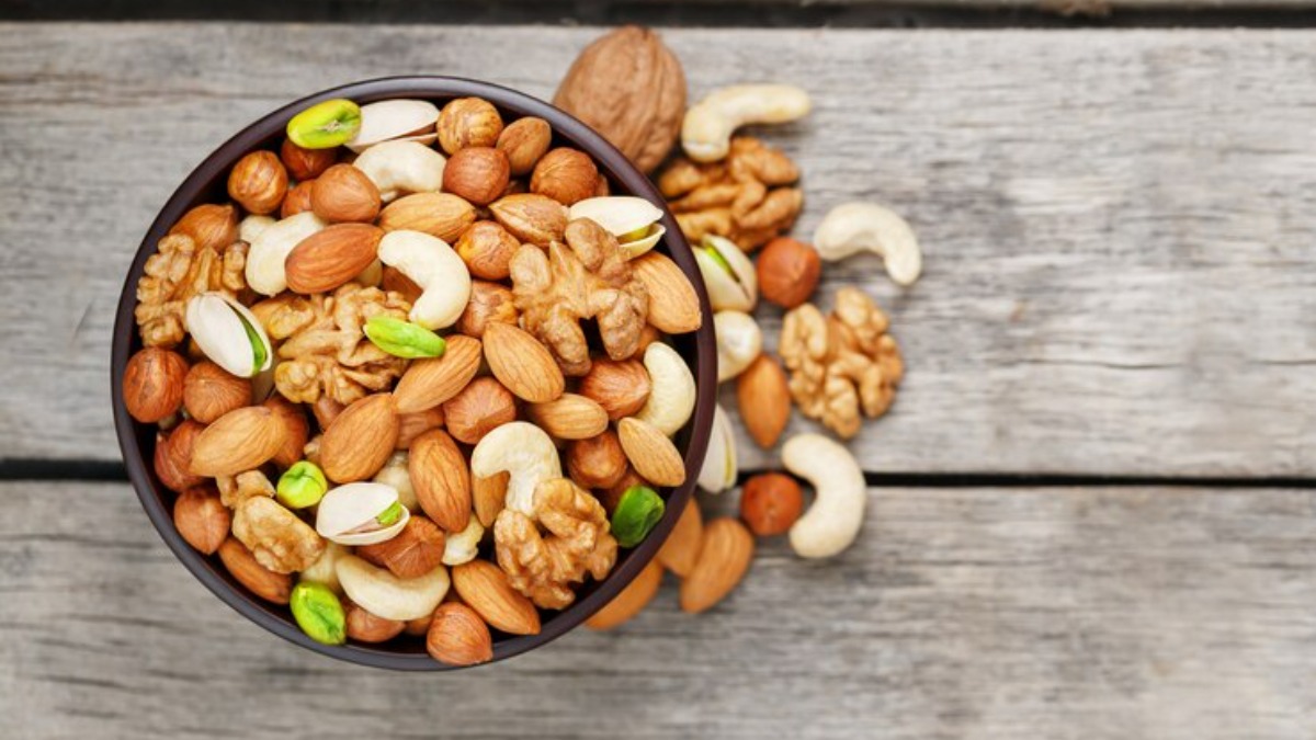 Dry Fruits For Uric Acid यूरिक एसिड कम करता है ये ड्राई फ्रूट्स, आज ही