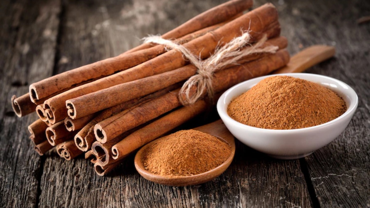 Cinnamon for Weight Loss दालचीनी के सेवन से कम हो जाता है मोटापा, ऐसे