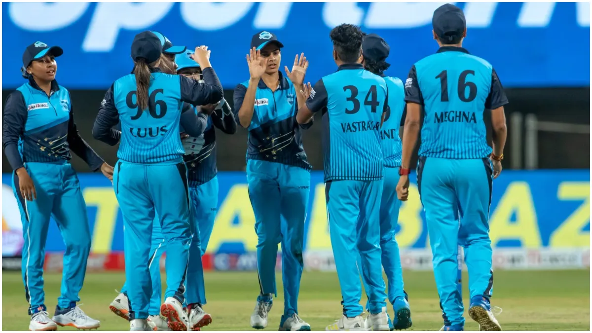 VEL vs SUP Women's T20 Challenge Highlights : वेलॉसिटी ने सुपरनोवाज को सात विकेट से हराया Women's T20 Challenge SuperNova Team- India TV Hindi