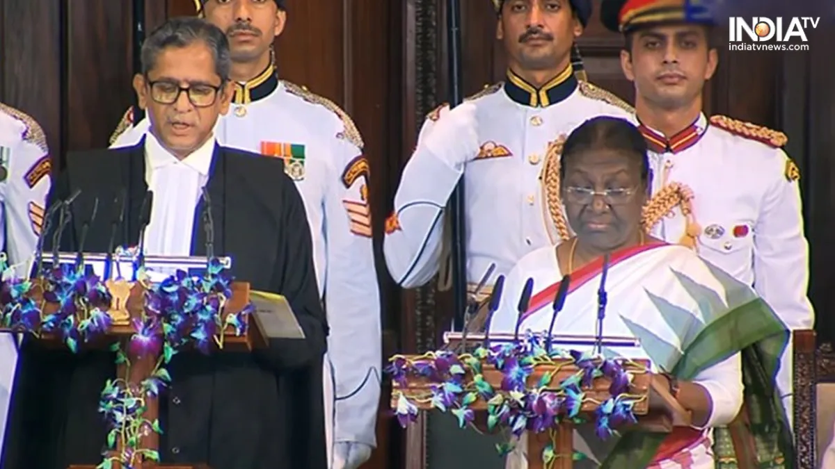 Droupadi Murmu Oath Ceremoney Highlights: मेरा राष्ट्रपति बनना देश के हर गरीब की उपलब्धिः द्रौपदी मुर्मू President Draupadi Murmu- India TV Hindi