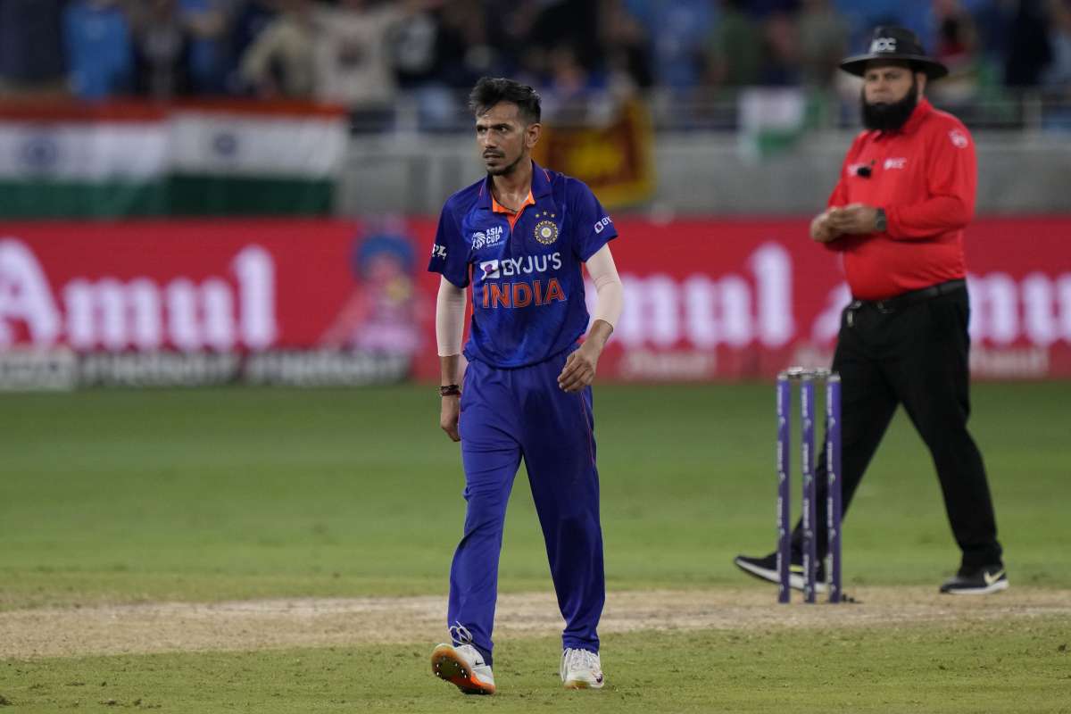 Ind Vs Sl Kuldeep Yadav Completes 200 International Wickets And Might 