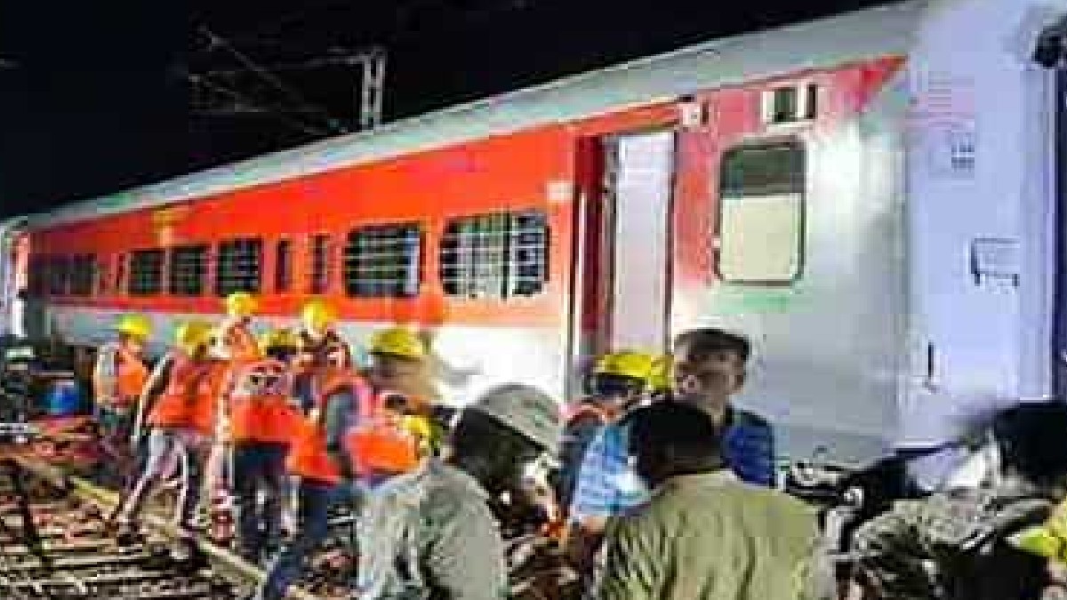 Odisha News Howrah-Bhubaneswar Jan Shatabdi Express Derailed No ...