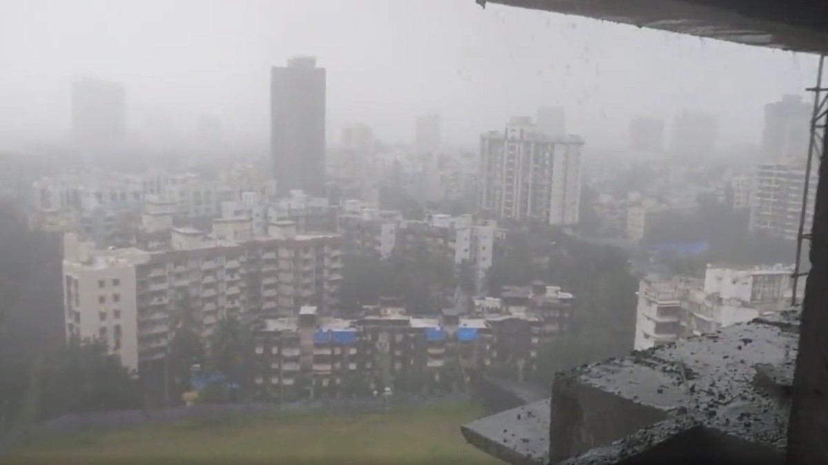 Delhi Weather Clouds May Rain In Delhi Before The Departure Of Monsoon ...