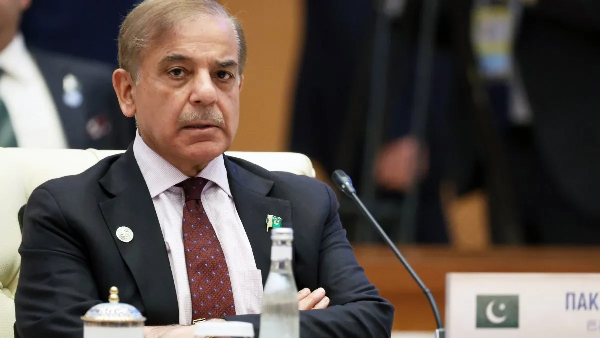 Pakistan News: पाकिस्तान के PM शहबाज शरीफ को राहत, जवाबहेदी अदालतों ने भ्रष्टाचार के 50 बड़े मामले लौटाए Pakistan PM Shahbaz Sharif- India TV Hindi