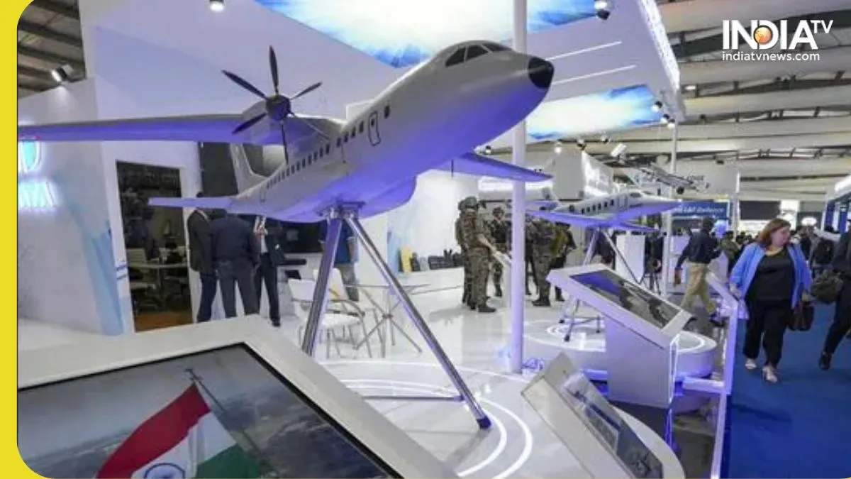 Tata-Airbus बनाएगी Indian Air Force के लिए 40 विमान, इस आत्मनिर्भर मिशन से देश को आर्थिक रुप से कितना फायदा Tata-Airbus बनाएगी Indian Air Force के लिए 40 विमान- India TV Hindi