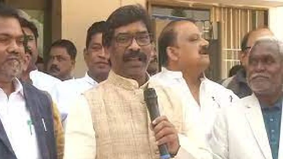हेमंत सोरेन ने अवैध खनन मामले में ईडी के स्टेटमेंट का 12 बिंदुओं में दिया जवाब हेमंत सोरेन- India TV Hindi