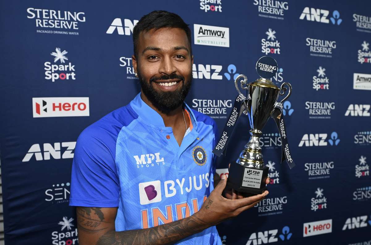 Hardik Pandya To Be Full Time T20I Captain of Indian Team Gets Support From IPL Mate Rashid Khan | हार्दिक पंड्या को T20 कप्तान बनाने के लिए सीमा पार से उठी मांग, स्टार क्रिकेटर ने कही यह बात