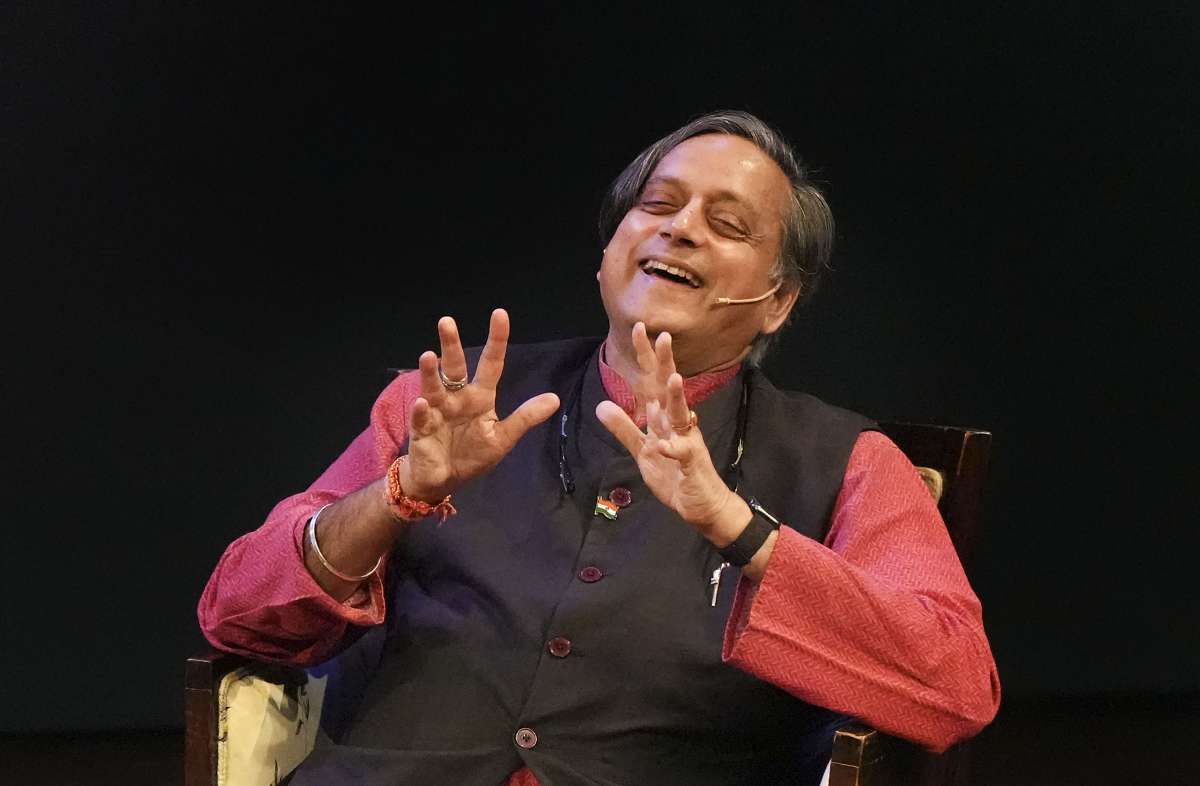 शशि थरूर से जलते हैं कांग्रेस नेता वी. डी. सतीशन? एक कार्यक्रम में किया खुलासा, जानें और क्या कहा?