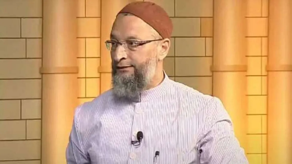 चुनाव मंच गुजरात : ओवैसी ने कहा, अमित शाह मान रहे हैं कि गुजरात दंगों में सरकार की मिलीभगत थी असदुद्दीन ओवैसी- India TV Hindi