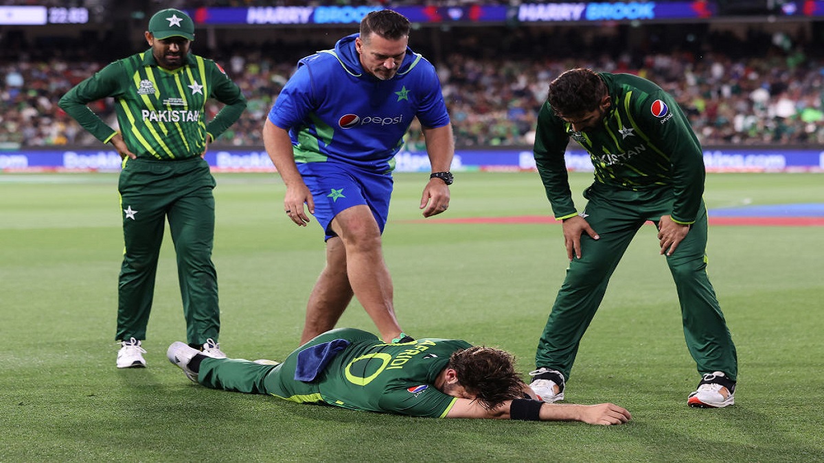 T20 world Cup 2022: Babar Azam admitted Shaheen Afridi Pakistan biggest reason for defeat against england in melbourne पाकिस्तान के हार की सबसे बड़ी वजह, ‘कुदरत के निजाम’ ने ही दे दिया धोखा