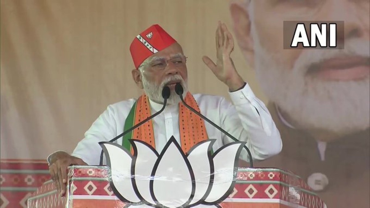 कांग्रेस और समान विचार वाले दलों से सतर्क रहें, ये वोट बैंक के लिए बड़े आतंकी हमलों पर रहते हैं चुप: पीएम मोदी