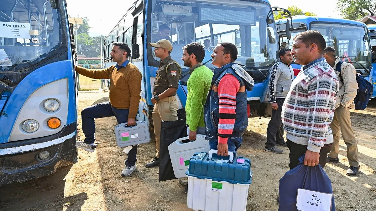 काउंट डाउन शुरू..हिमाचल में कल वोटिंग, BJP की निगाहें इतिहास बदलने पर, कांग्रेस को परंपरा का भरोसा himachal chunav- India TV Hindi