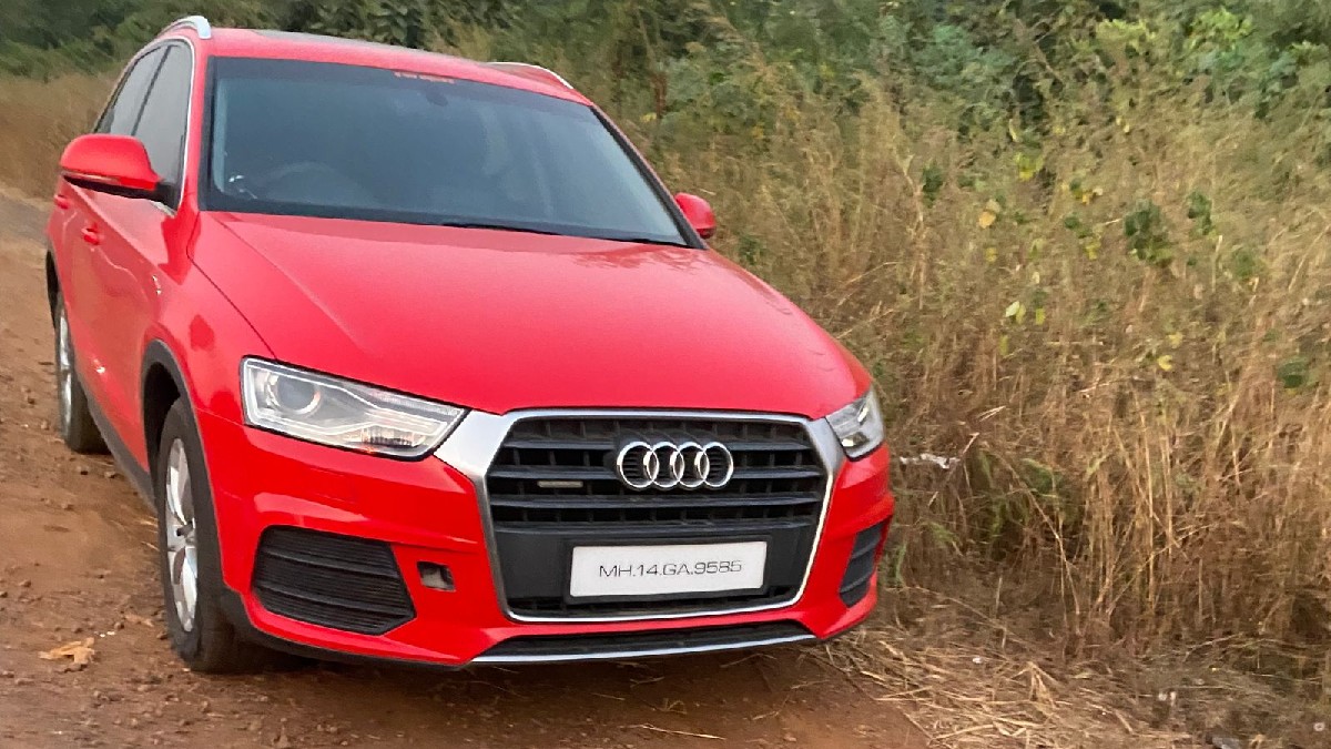 पनवेल में मुंबई-गोवा हाईवे पर ऑडी कार से मिली लाश, गोली मारकर की हत्या Maharashtra dead body found in Audi car on Mumbai-Goa highway in Panvel