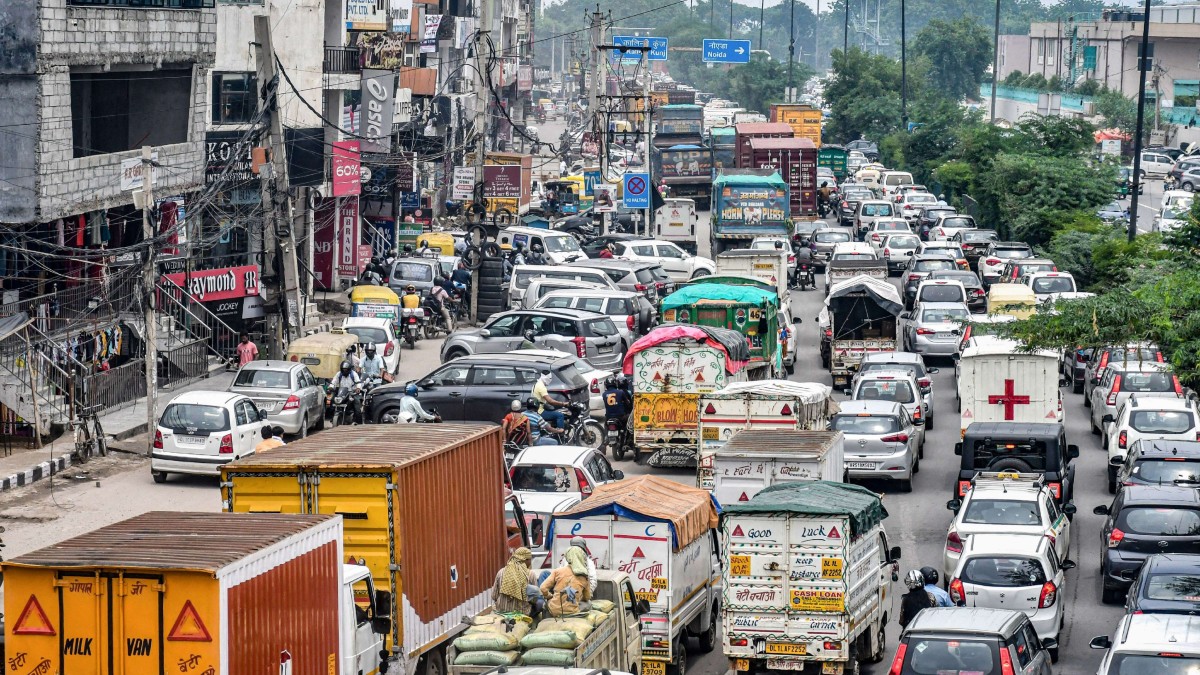 Farmers are coming to Delhi will rally in Ramlila Maidan traffic police issued advisory दिल्ली आ रहे हैं किसान, ट्रैफिक पुलिस ने जारी की एडवाइजरी