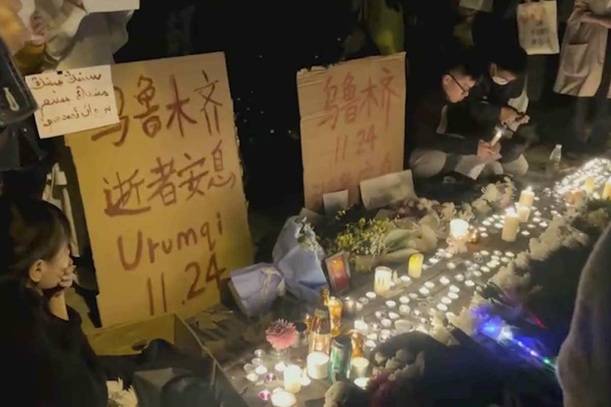 26/11 के बाद चीन में  24/11 की चर्चा, लोगों ने लाल रंग से लिख दिया RIP… बौखलाए शी जिनपिंग