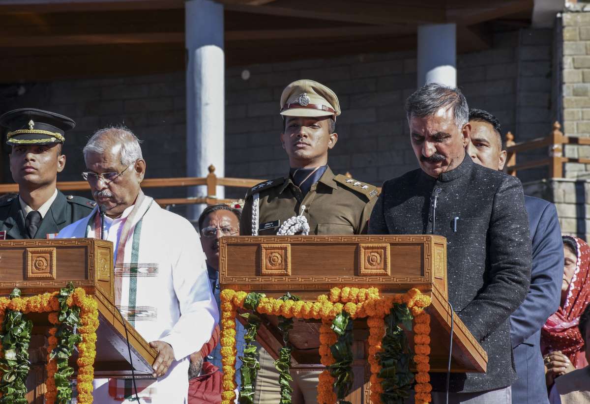 हिमाचल प्रदेश में बन गई कांग्रेस की सरकार, मगर इन नई चुनौतियों से कैसे पाएगी पार?