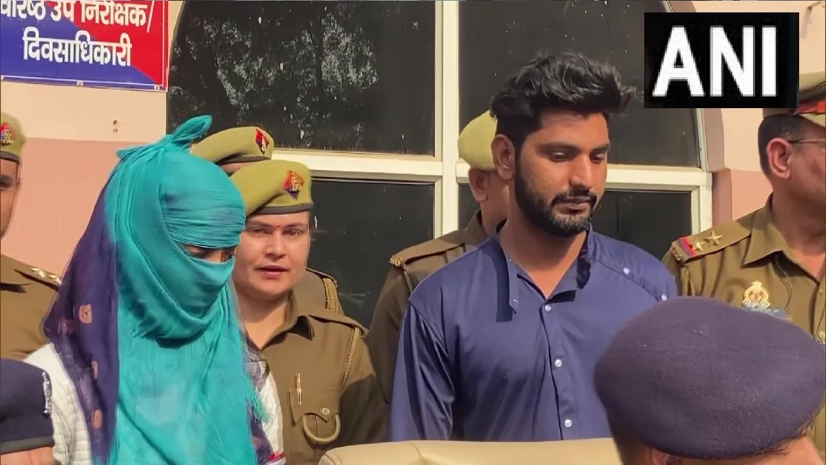खुद को मरा बताने के लिए प्रेमी के साथ मिलकर लड़की का किया कत्ल, 4 और लोगों को मारने का था प्लान पुलिस गिरफ्त में आरोपी।- India TV Hindi