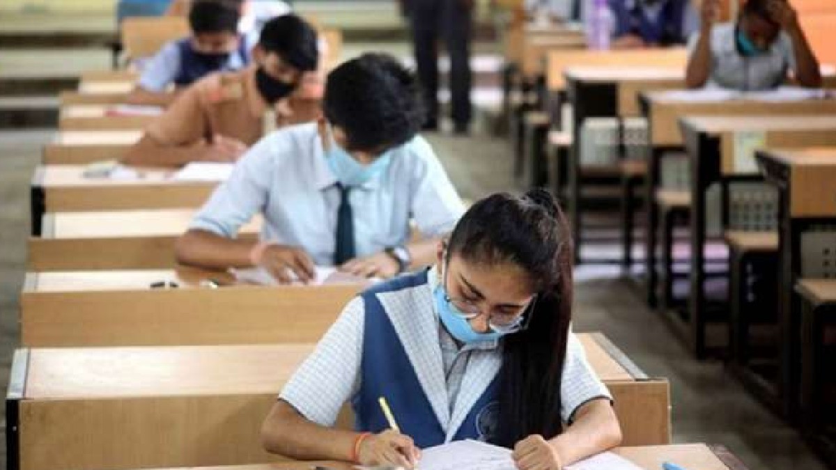 CBSE board Practical Exam 2023 of 10th and 12th starts from January 02-CBSE Board Exam 2023: 10वीं-12वीं के प्रैक्टिकल एग्जाम 02 जनवरी से, बोर्ड ने जारी की गाइडलाइंस