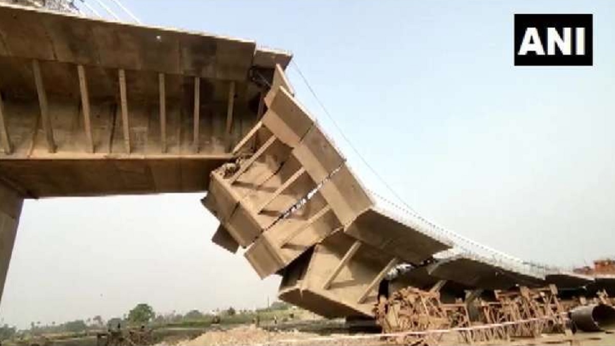 बिहार में मोरबी जैसी घटना! उद्घाटन से पहले ही ढहा करोड़ों की लागत से बना पुल