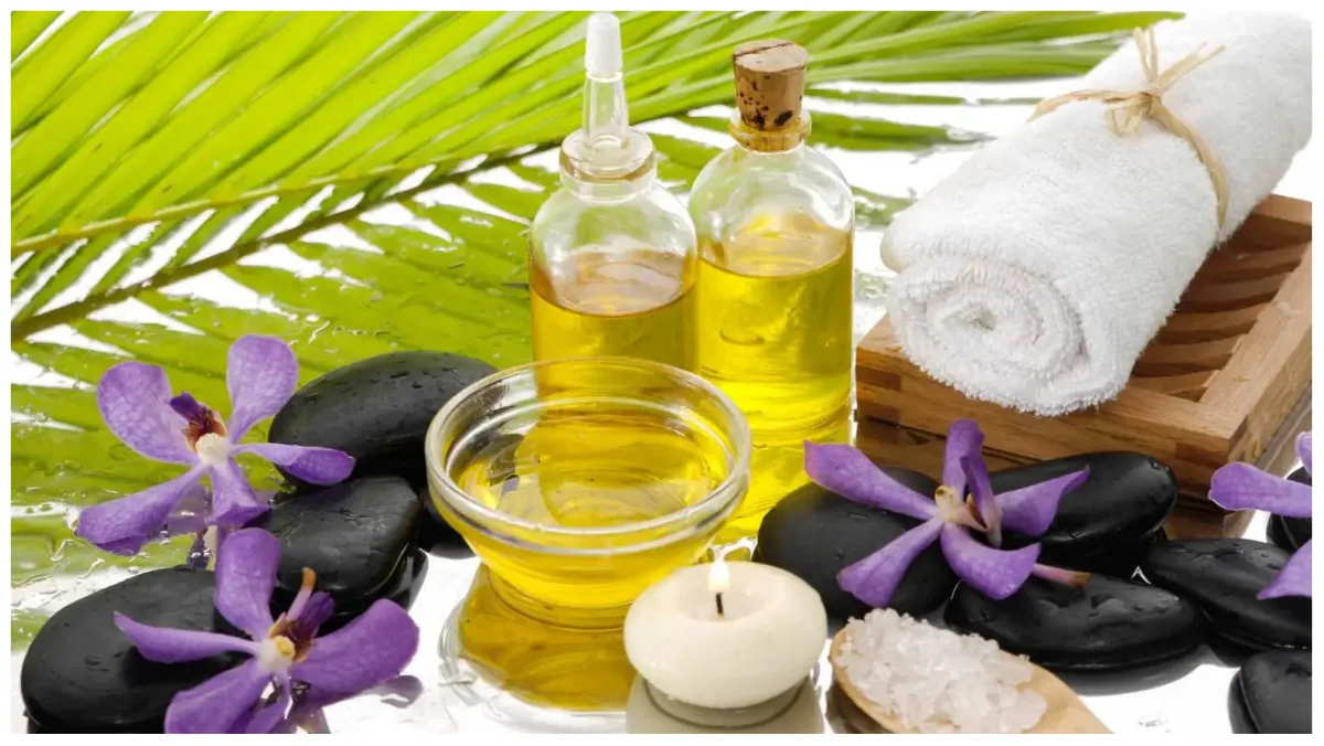 बालों में लगाएं कपूर का तेल, जानें इस्तेमाल का तरीका और 3 फायदे camphor_oil- India TV Hindi