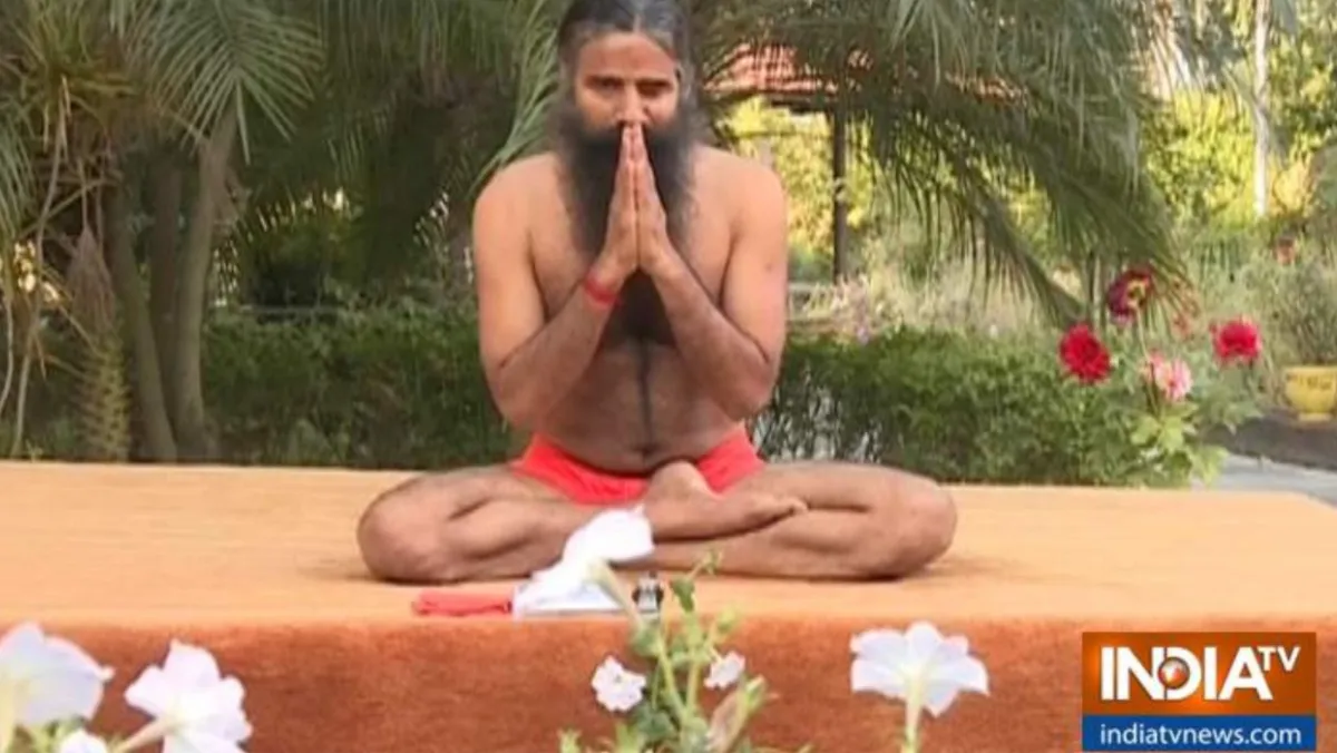 क्या मोटापा बढ़ा रहा है कोरोना वायरस का खतरा? वजन पर लगाएं ब्रेक, स्वामी रामदेव से जानें वेट लॉस का नेचुरल तरीका स्वामी रामदेव से जानें वेट लॉस का नेचुरल तरीका- India TV Hindi