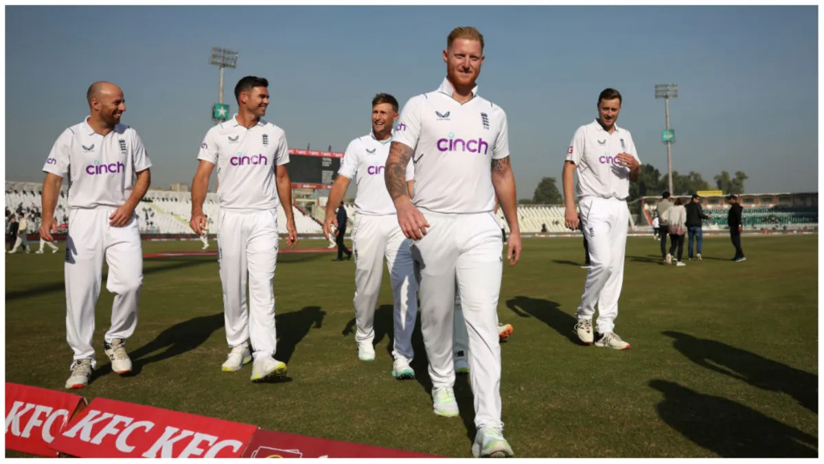 PAK vs ENG : अंग्रेजों के सामने कटी पाकिस्तान की नाक, मशीन खराब होने से बेइज्जती England Cricket Team- India TV Hindi