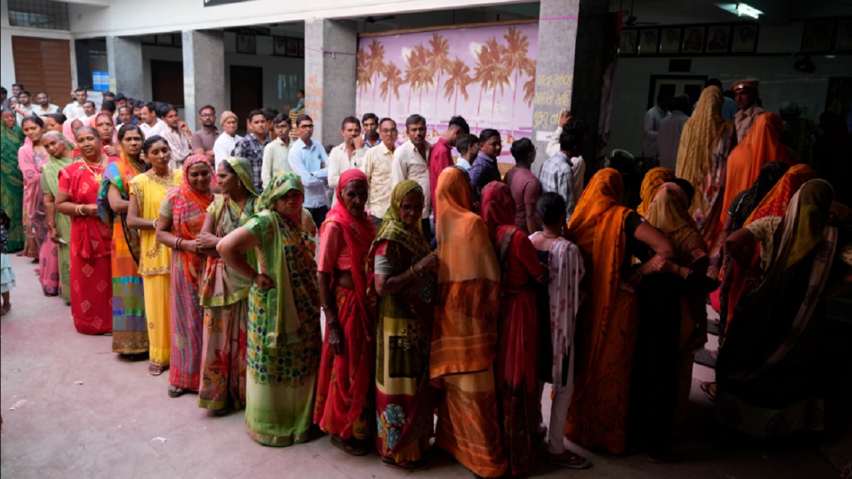 गुजरात विधानसभा चुनाव 2022: पहले चरण में 60 फीसदी से ज्यादा वोटिंग, तापी में सबसे ज्यादा 72% मतदान