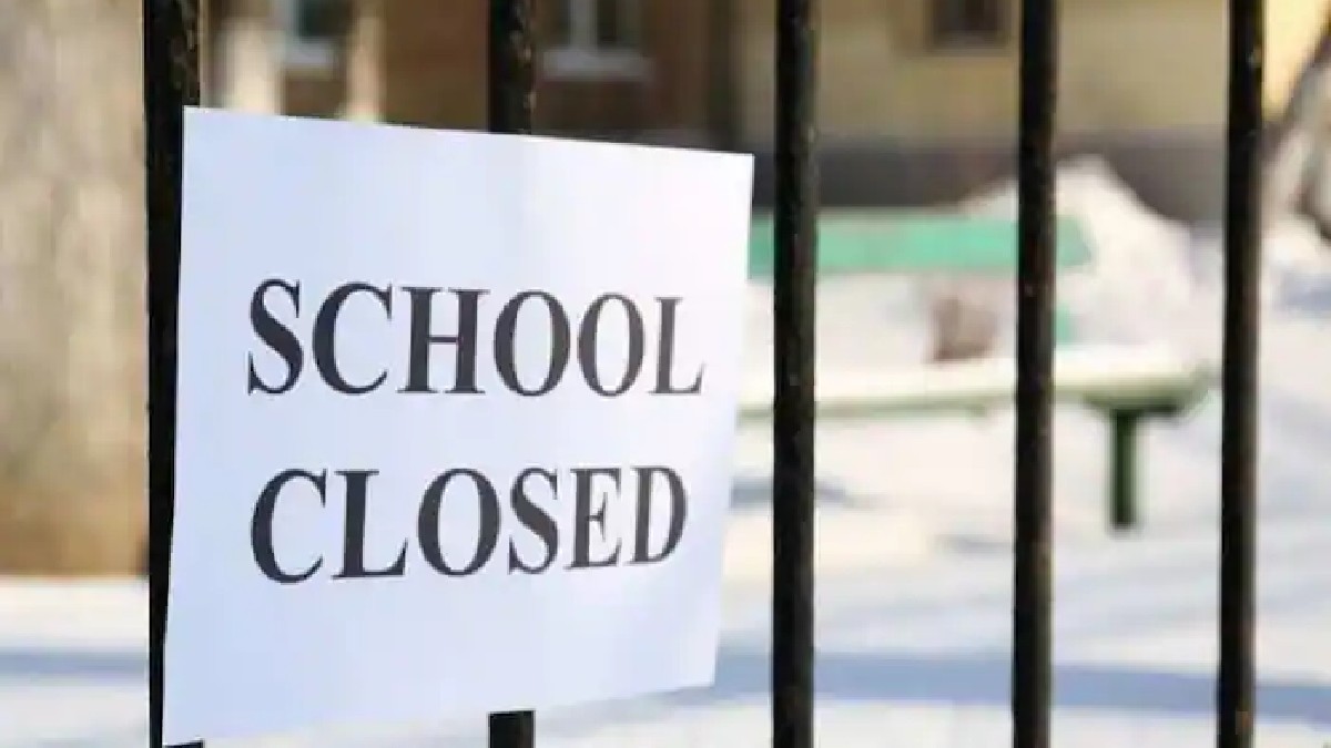 teachers of Delhi government schools will be deployed at Delhi airport Schools will remain closed । दिल्ली के सरकारी टीचर हवाई अड्डे पर करेंगे ‘कोरोना ड्यूटी’, 15 जनवरी बंद रहेंगे स्कूल