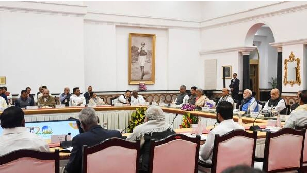 All party meeting today before the winter session of Parliament leaders of many parties will attend संसद के शीतकालीन सत्र से पहले आज सर्वदलीय बैठक, शामिल होंगे कई दलों के नेता