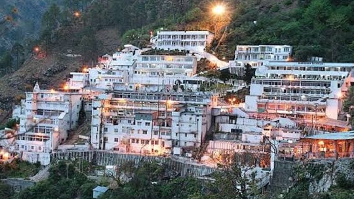You will be able to visit Maa Vaishnodevi comfortably on New Year Shrine Board and Administration have prepared a special strategy to avoid accidनए साल पर आप आराम से कर सकेंगे मां वैष्णोदेवी के दर्शन
