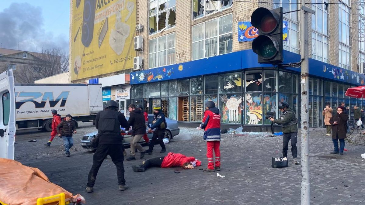 President Zelensky shared these painful pictures of Ukraine wrote something that would bring tears। राष्ट्रपति जेलेंस्की ने शेयर की यूक्रेन की ये दर्द भरी तस्वीरें, लिखा कुछ ऐसा कि आ जाएंगे आंसू