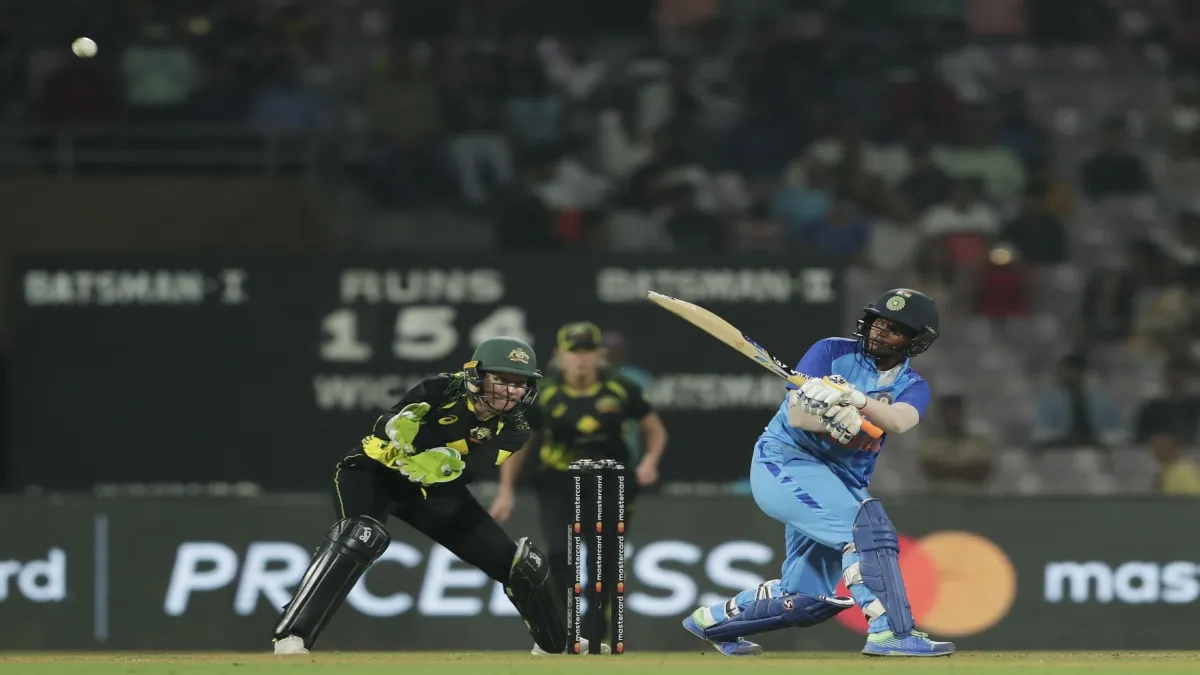 INDW vs AUSW: ऑस्ट्रेलिया की सामने महिला टीम ने टेके घुटने, पहले मैच में शर्मनाक हार INDW vs AUSW- India TV Hindi