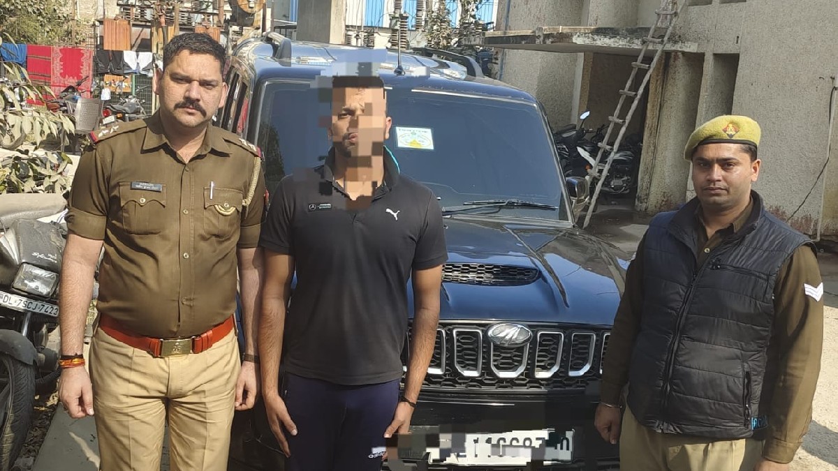 Noida Stunt with Scorpio had to be heavy police fined heavily vehicle was also seized नोएडा: स्कॉर्पियो से स्टंट करना पड़ गया भारी, पुलिस ने ठोका भारी-भरकम जुर्माना