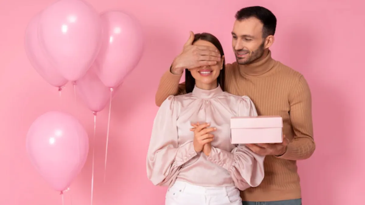 Love Horoscope 1 February 2023: इश्क का महीना फरवरी का पहला दिन कैसा रहेगा आपके लिए? जानिए यहां अपनी लव लाइफ का हाल Love Horoscope 1 February 2023- India TV Hindi