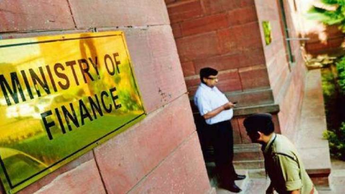 Ministry of Finance Data Entry Operator arrested espionage activities providing classified data to foreign countries| वित्त मंत्रालय का डाटा एंट्री ऑपरेटर गिफ्तार, गोपनीय जानकारी लीक करने का आरोप