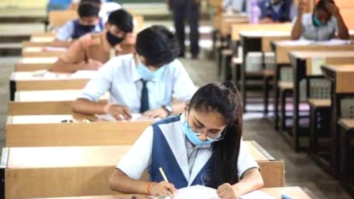 Board exam Preparation: बोर्ड एग्जाम में न करें ये गलतियां, वरना हो सकते हैं फेल बोर्ड एग्जाम में गलती करनें से बचें- India TV Hindi
