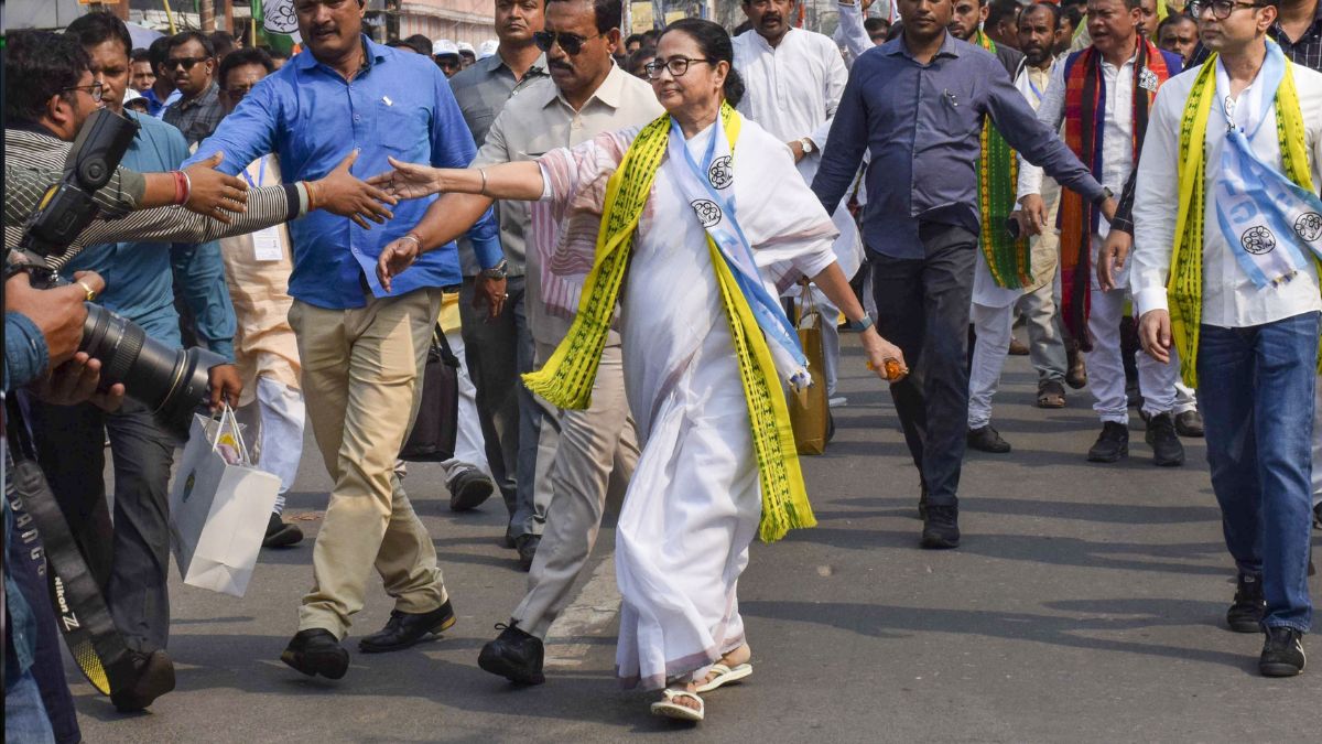 Mamata Banerjee says, only Trinamool Congress can oust ‘double engine’ government from power | ‘सिर्फ तृणमूल ही डबल इंजन सरकार को हटा सकती है’, ममता के ऐलान से बाकियों को टेंशन!