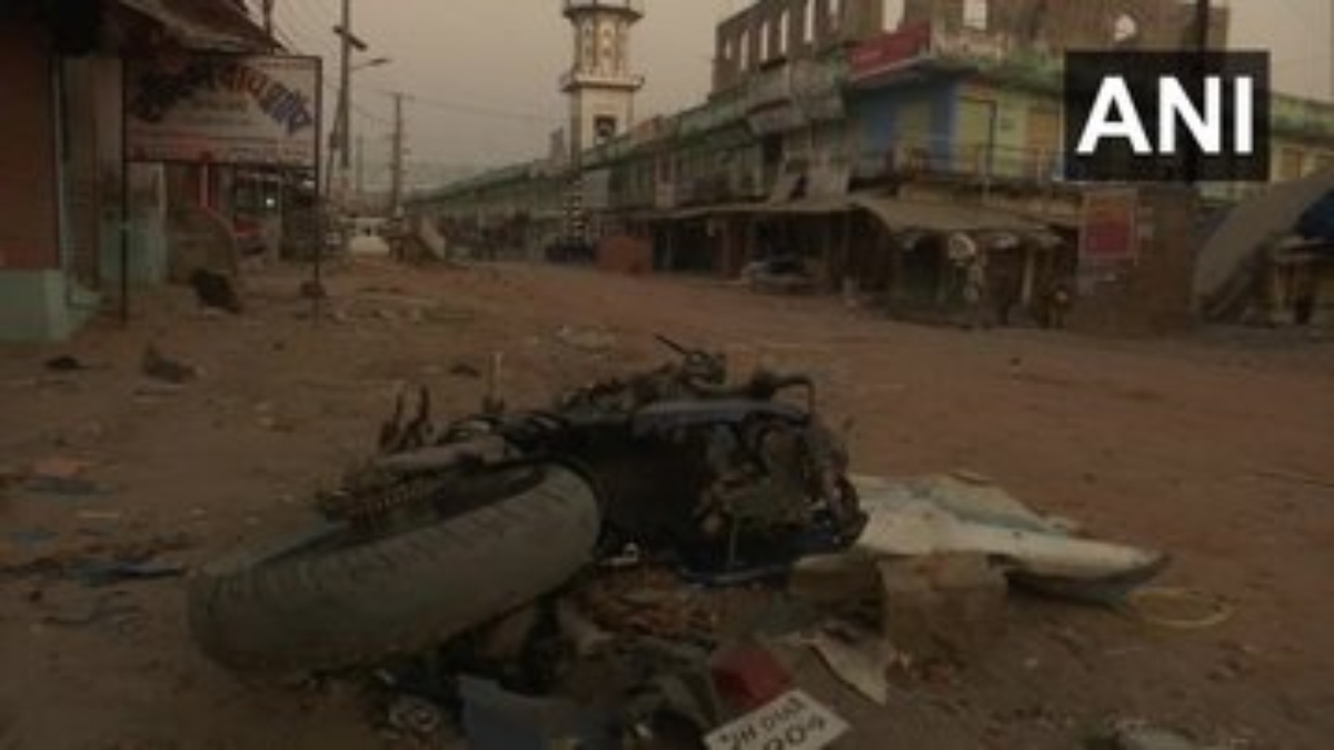 Jharkhand Internet service stop in Palamu due to Panki violence fierce ruckus between two groups झारखंड: पांकी हिंसा को लेकर पलामू जिले में इंटरनेट सेवा बंद, 2 गुटों में जमकर हुआ बवाल
