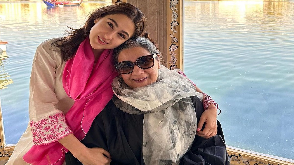 amrita singh birthday sara ali khan share special photos with her mother | सारा अली खान ने मां अमृता सिंह पर यूं लुटाया प्यार