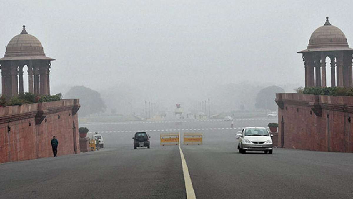 IMD alert weather change in continuously Fog in Delhi NCR today rain warning in some states । IMD Alert: दिल्ली-एनसीआर में सुबह में छायी धुंध, कुछ राज्यों में बारिश की चेतावनी, जानिए कैसा रहेगा मौसम