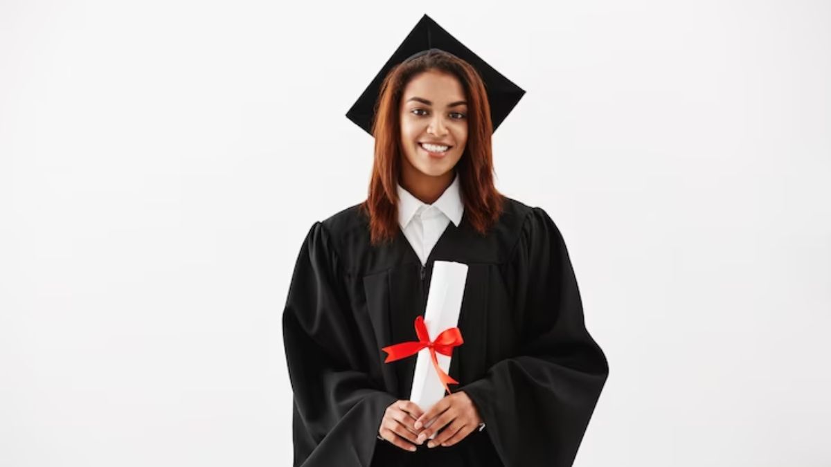 do you know difference between lawyer and advocate, read here । Lawyer