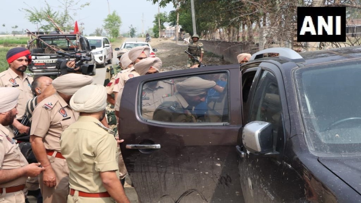 punjab Intelligence official big statement Amritpal an ISI agent deployed to spread violence in India । पंजाब: खुफिया अधिकारी का दावा- भारत में हिंसा फैलाने के लिए तैनात ISI एजेंट है अमृतपाल